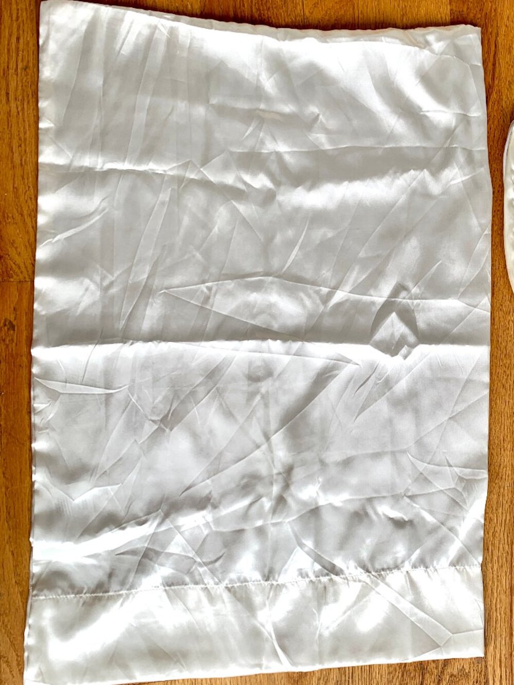 NWOT Satin Pillowcase with Storage Bag, Cream Color